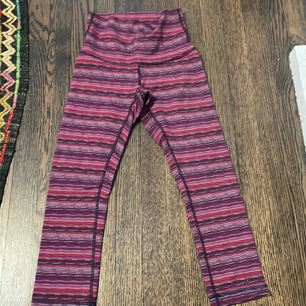 Lululemon high rise wunder under crop